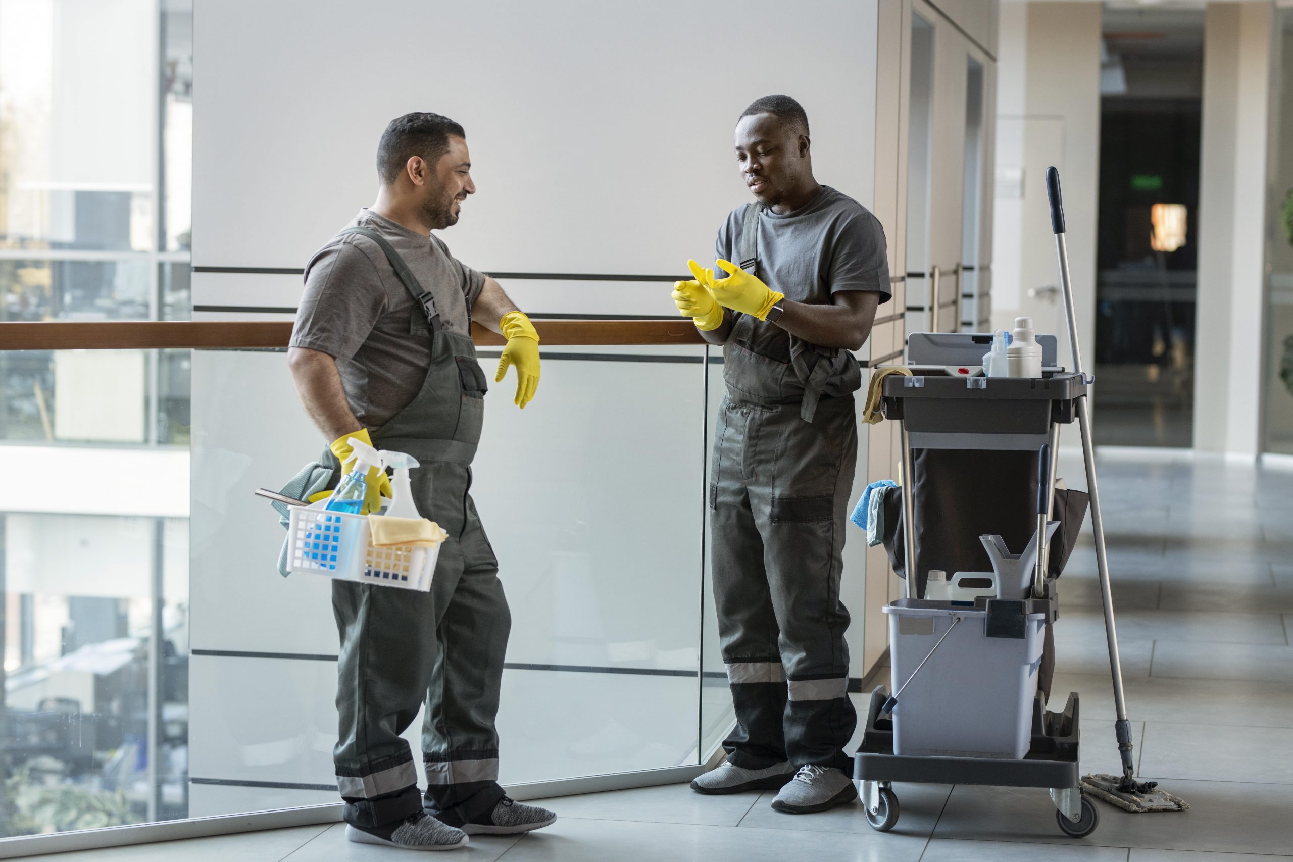 Your Complete Guide to Choosing the Best Janitorial Service for Your Business